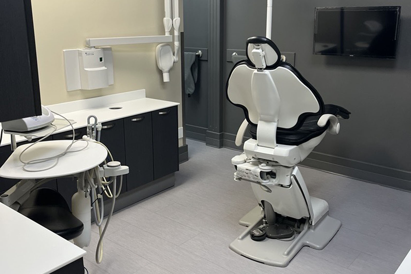 Bower dental centre is open 6 days a week